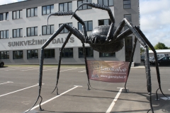 Skulptūra uzbrūkošs zirneklis augstums 3500mm platums 5500mm nr. 11