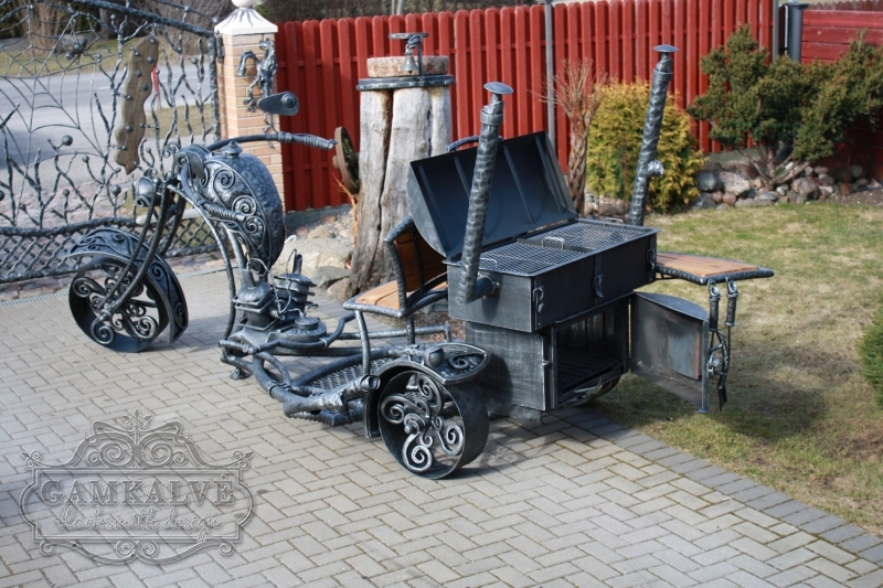 Mangals kūpinātava MOTOCIKLS nr. 44